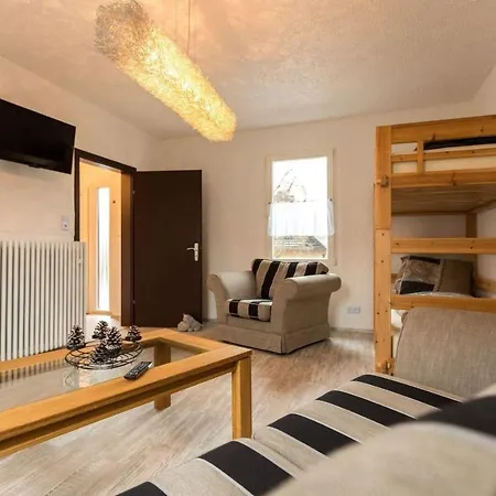 Ferienhaus-chalet-dattenfeld ويندك