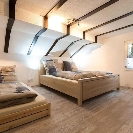 Ferienhaus-chalet-dattenfeld بيت للعطل *