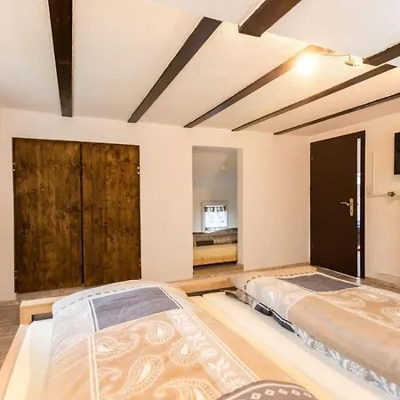 Ferienhaus-chalet-dattenfeld بيت للعطل *