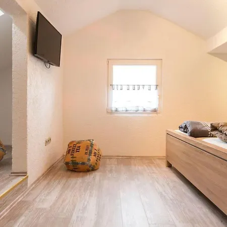 Ferienhaus-chalet-dattenfeld *